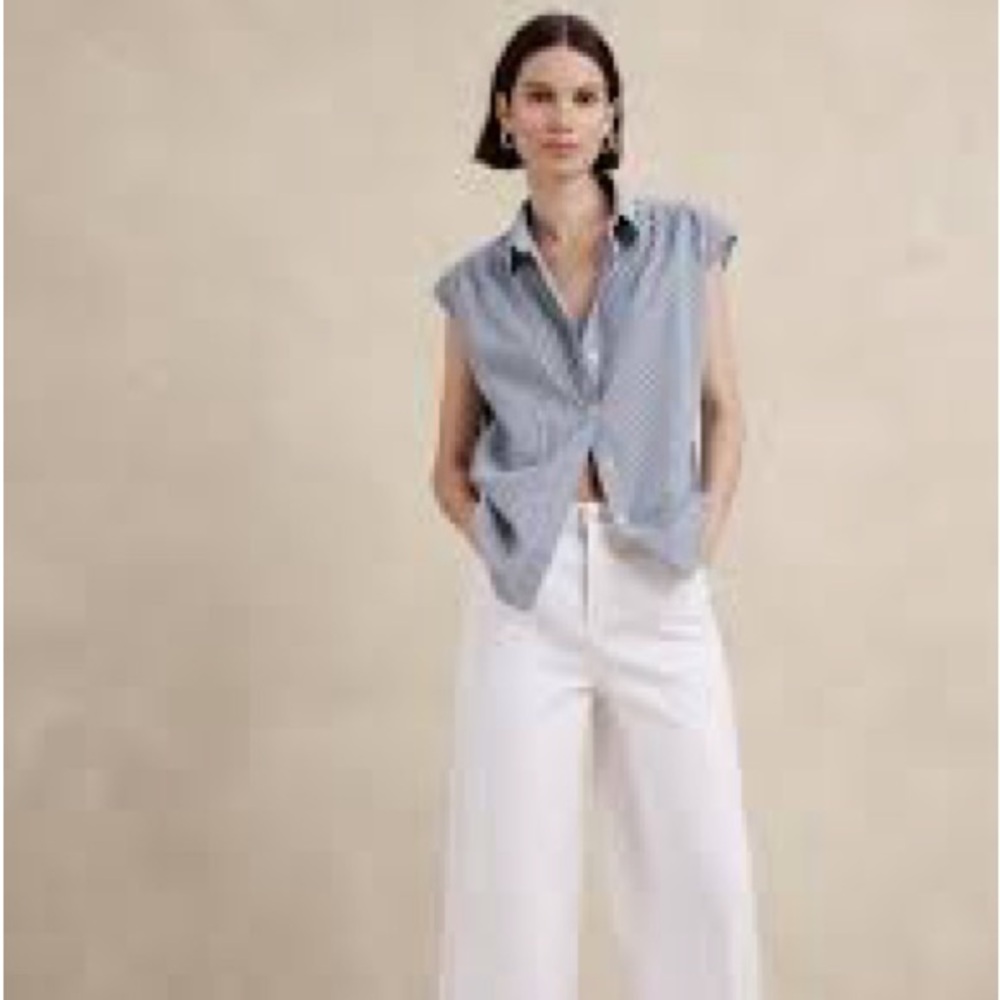 Banana Republic Women’s Blue/White Stripe Oversized Poplin Shirt Large